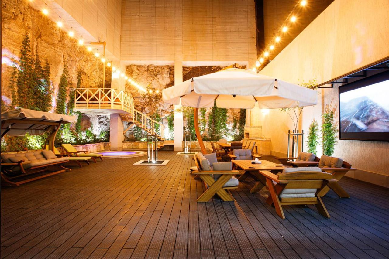 Ibiza Hotel&Spa Erivan Exterior foto